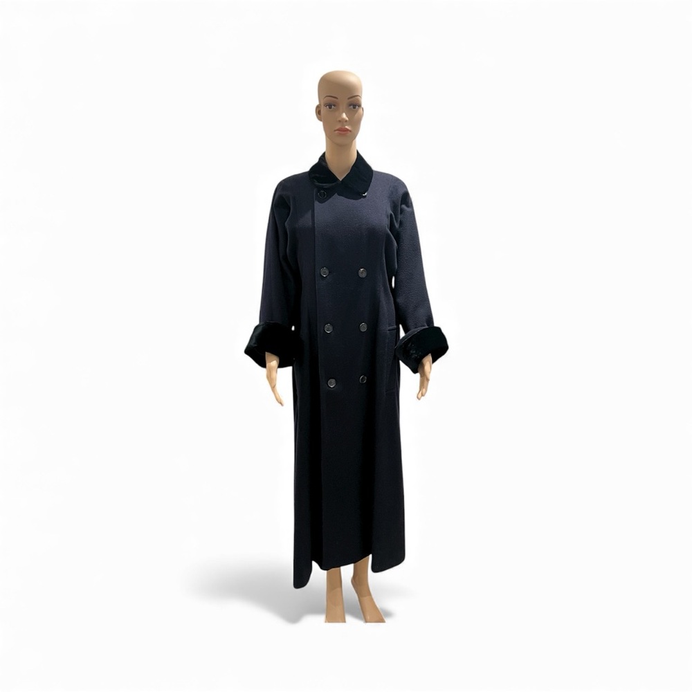 RARE VINTAGE COMME DES GARCONS
DARK NAVY DOUBLE
BREASTED WOOL COAT
1990s